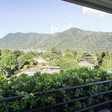 Sheraton Lake Como Hotel Exterior photo